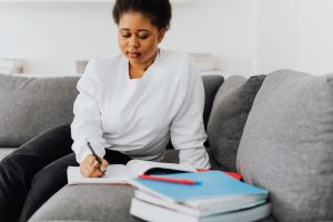 Quelle aide au retour à l’emploi (ARE) après l’apprentissage ?