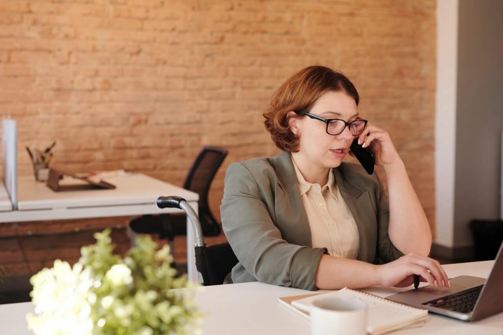 Si vous exercez une activité professionnelle