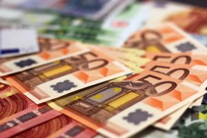 APA à domicile : conditions pour en bénéficier