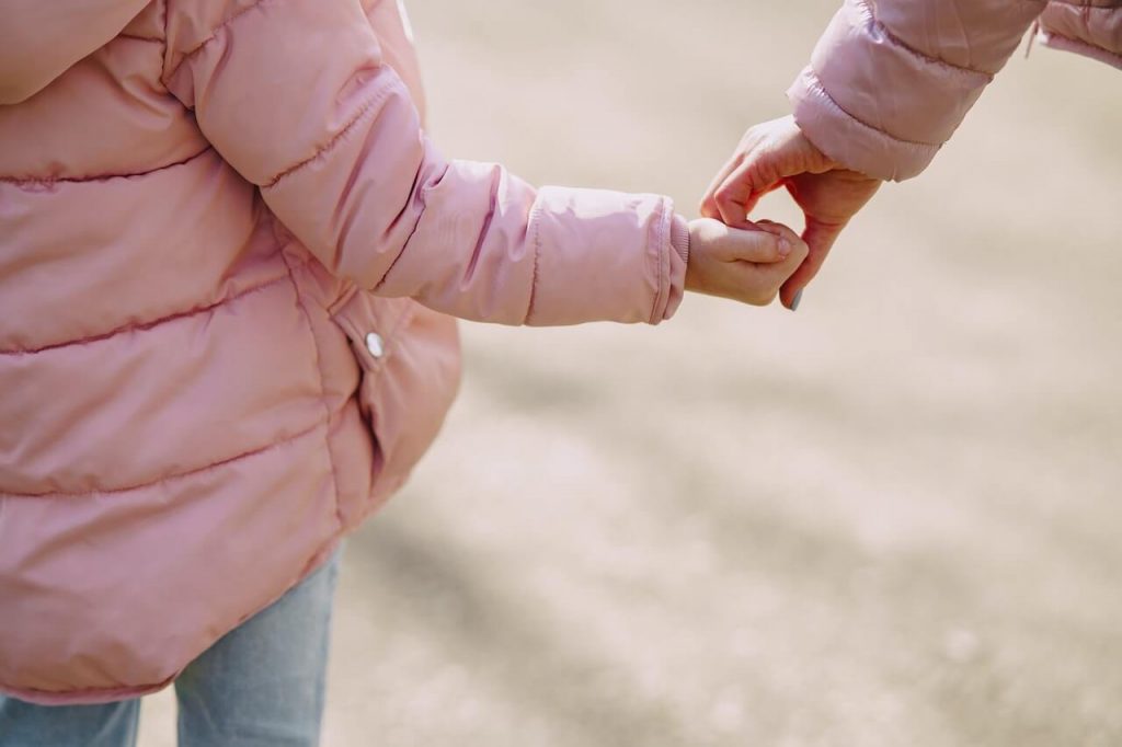 Tout savoir sur les aides CAF pour une nounou à domicile !  MesAllocs.fr