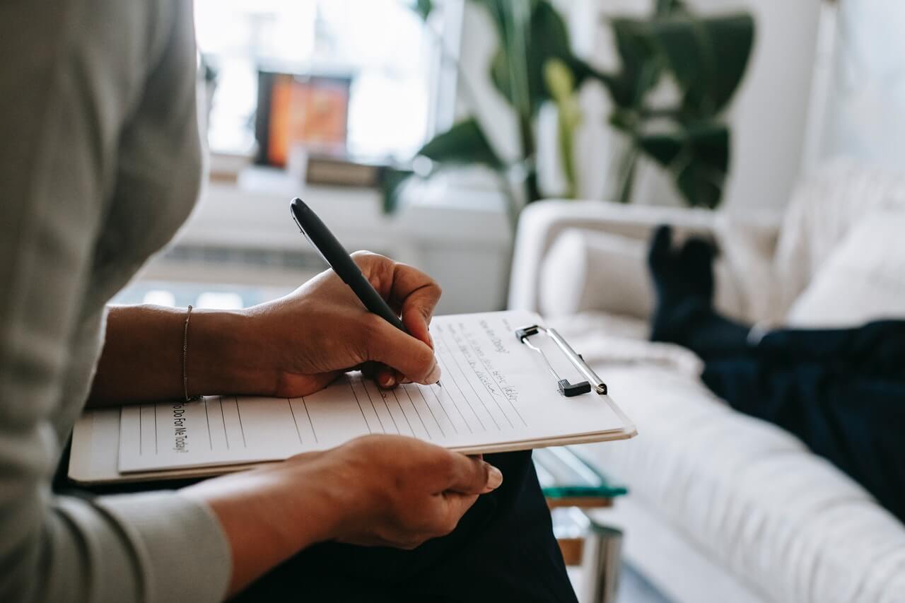 Formation psychologue : métier, salaire évolution | Mes-Allocs.fr