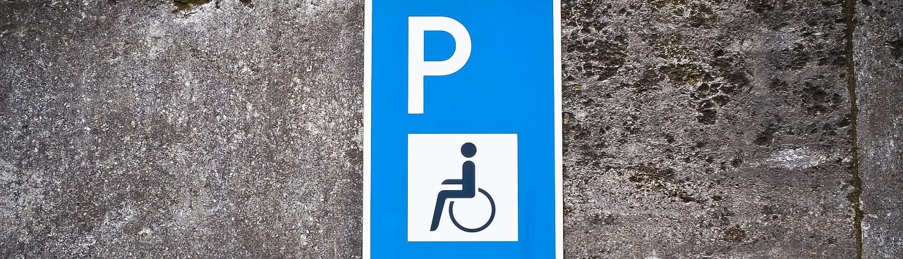 stationner sur une place handicapé